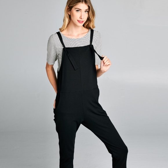 Black Knotted Cropped Overalls w/Pockets - Picture 3 of 5